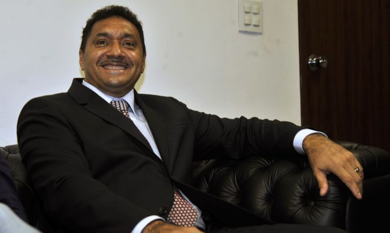 Fama não garante vaga: veja celebridades eleitas e derrotadas nestas eleições