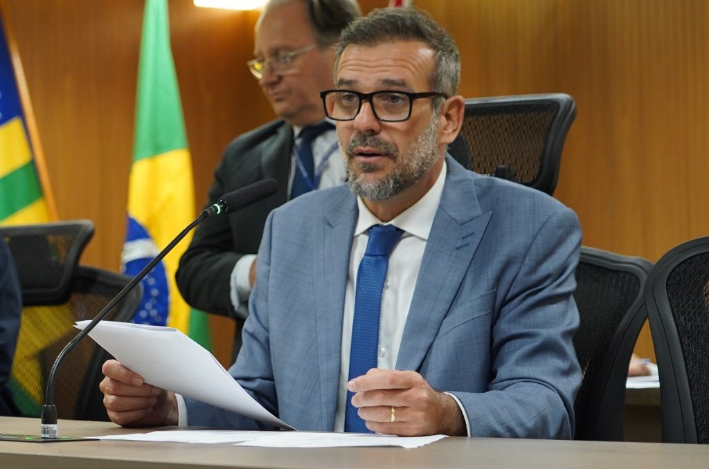 R$ 200 milhões já não bastam? Prefeito de Goianésia pede autorização de mais 50 milhões ao Legislativo