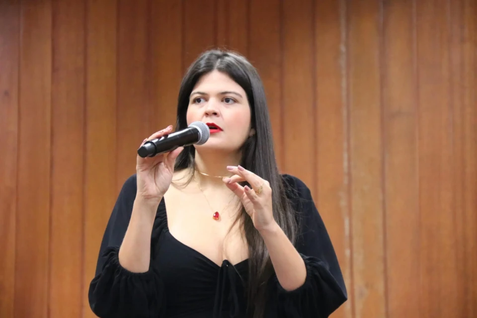 TRE-GO cassa mandato de Aava Santiago por infidelidade partidária